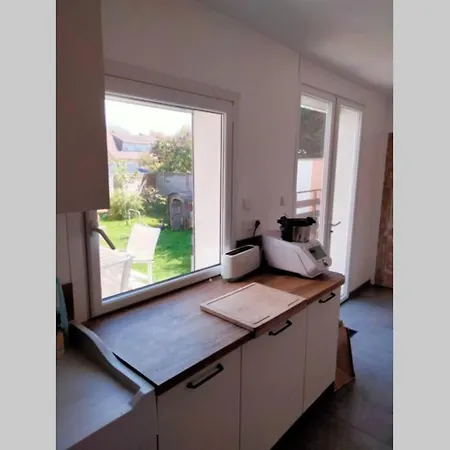 Maison Proche Avec Jardin Ensoleille * וימרה
